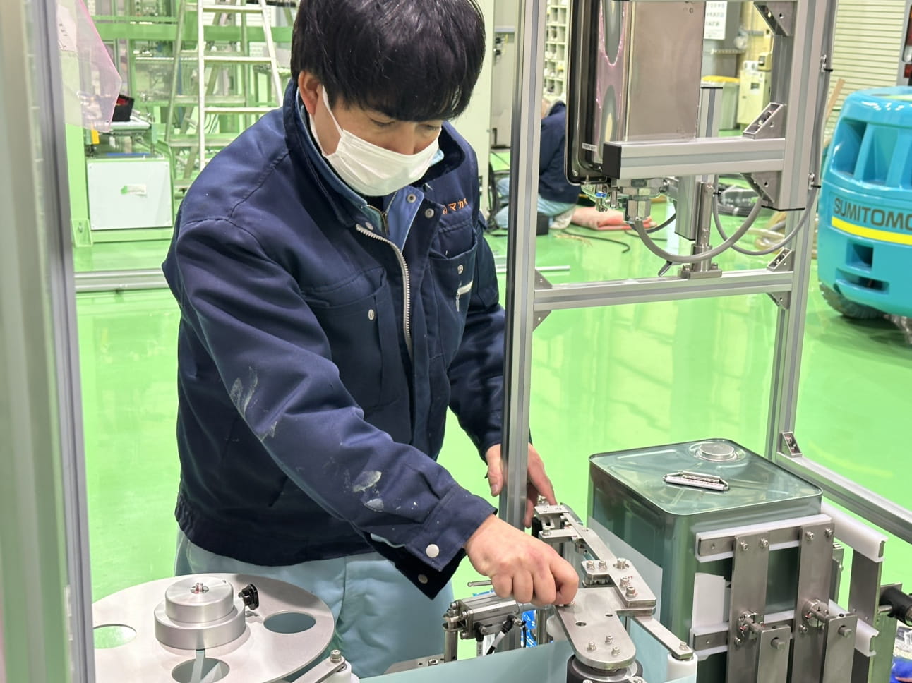 機械の調整中